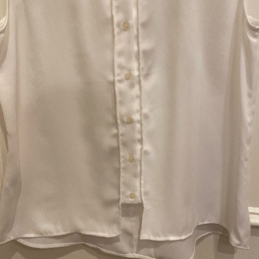 Zara White Top with Ruffle - Picture 4 of 4